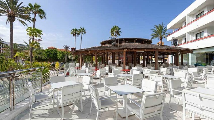 Alexandre Hotel La Siesta